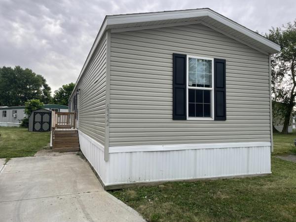 Photo 1 of 2 of home located at 6332 Mobile Home Drive Lot 639 Indianapolis, IN 46241