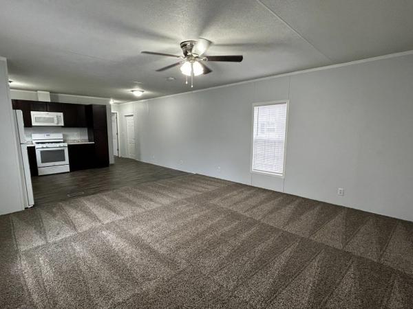 2016 Fleetwood Sandalwood XL Mobile Home