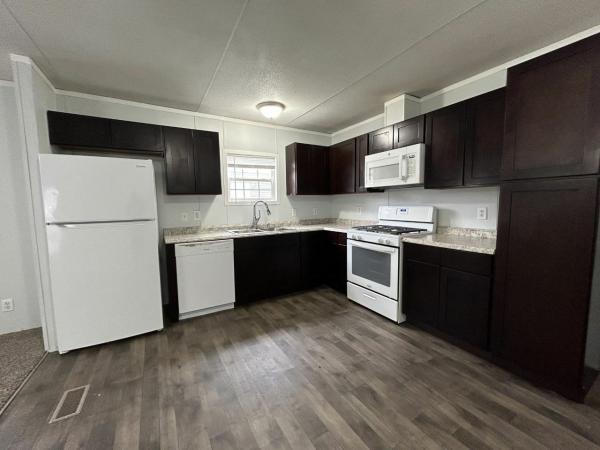2016 Fleetwood Sandalwood XL Mobile Home
