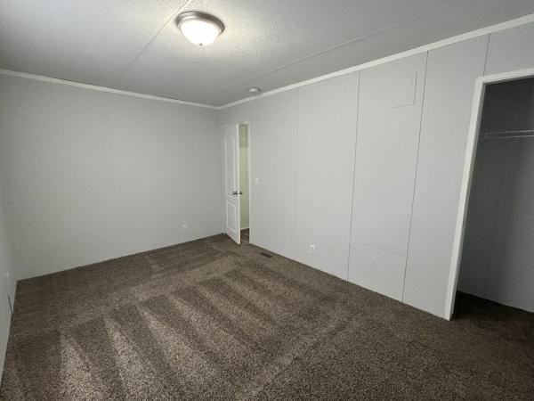 2016 Fleetwood Sandalwood XL Mobile Home