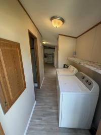 1999 Holly Park Mobile Home