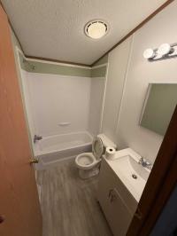 1999 Holly Park Mobile Home