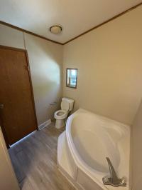 1999 Holly Park Mobile Home