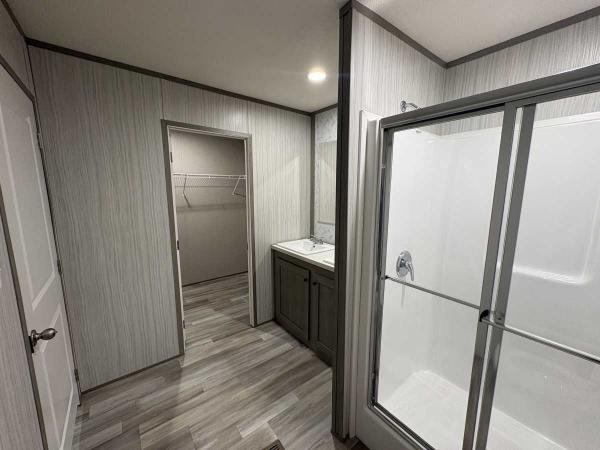 2023 Clayton Mobile Home