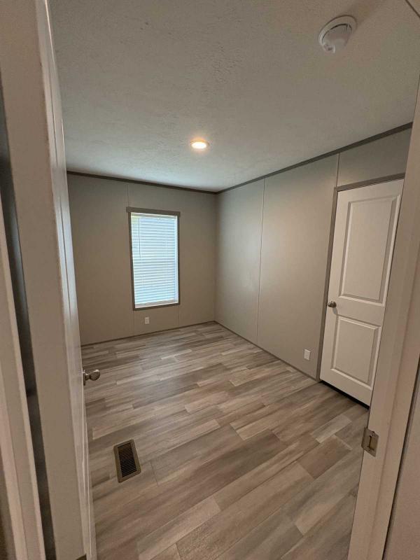 2023 Clayton Mobile Home