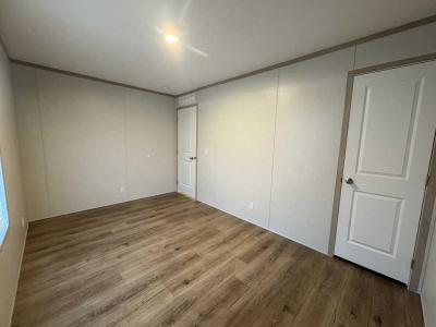 Photo 5 of 12 of home located at 436 Selkrik Dr Mount Morris, MI 48458