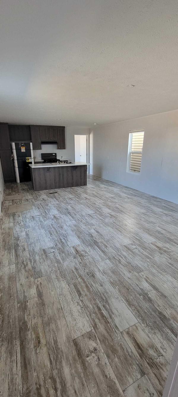 2026    Cavco Essence - 430ES16763A Mobile Home