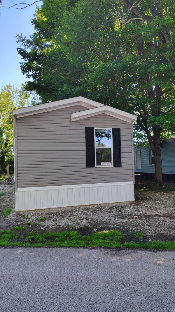 2026    Cavco Essence - 430ES16763A Mobile Home