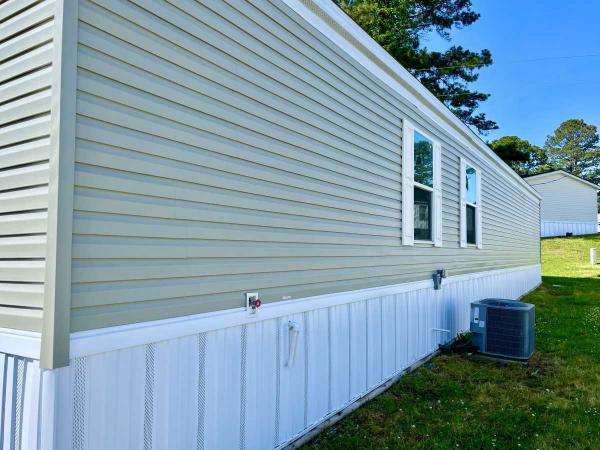 2023 Clayton Maynardville Classic 66 Mobile Home