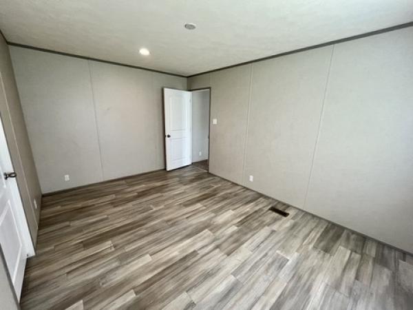 2023 Clayton Maynardville Classic 66 Mobile Home