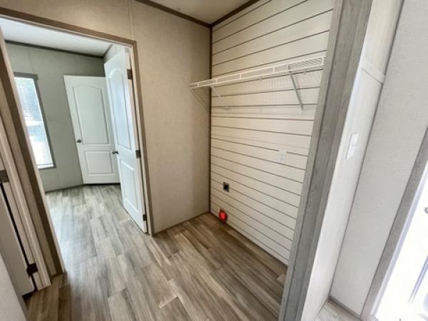 2023 Clayton Maynardville Classic 66 Mobile Home