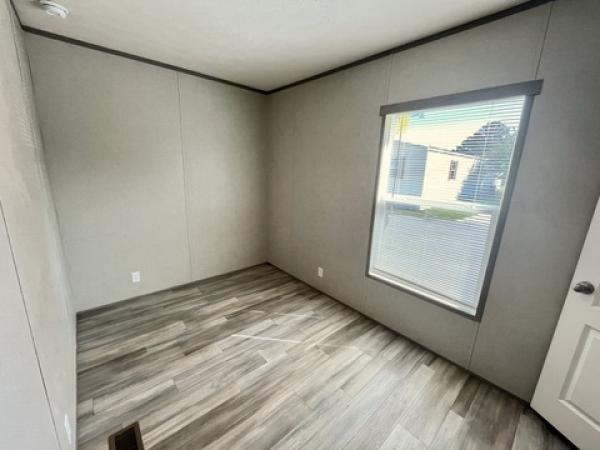 2023 Clayton Maynardville Classic 66 Mobile Home