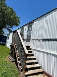 1998 Oakwood  Mobile Home