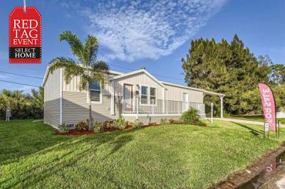 Photo 1 of 20 of home located at 10 Westfield Court Melbourne, FL 32934