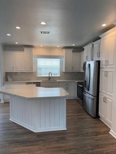 Photo 3 of 26 of home located at 88 Cottonwood Lane Naples, FL 34112