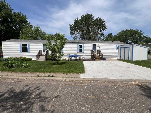 2000 Schult Manufactured Home