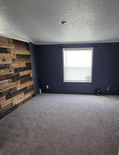 Photo 2 of 6 of home located at 26632 Shiawassee Flat Rock, MI 48134