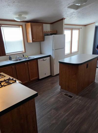 Photo 4 of 6 of home located at 26632 Shiawassee Flat Rock, MI 48134