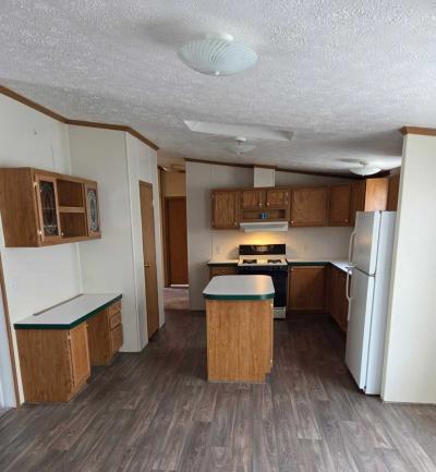 Photo 5 of 6 of home located at 26632 Shiawassee Flat Rock, MI 48134