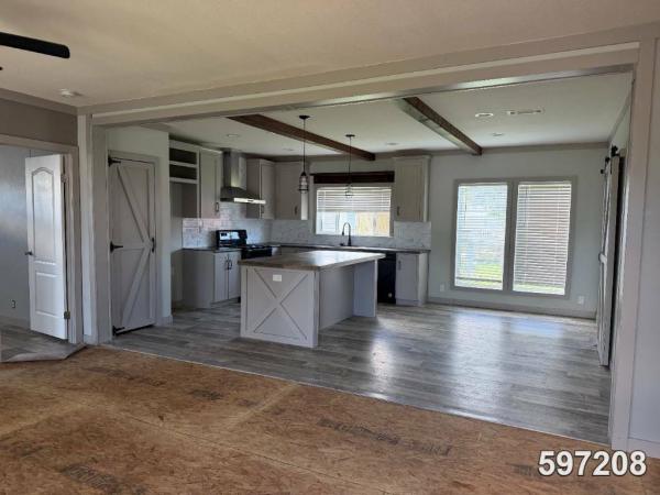 Photo 1 of 2 of home located at Bay Breeze Mhc 124 Opal Dr Corpus Christi, TX 78409