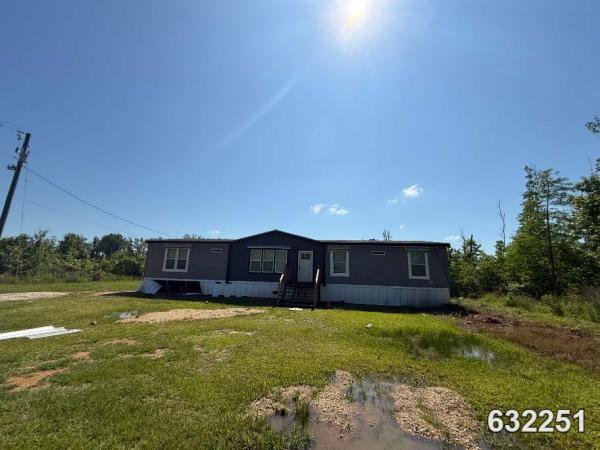 Photo 1 of 2 of home located at 1465 Horseshoe Rd West Amite, LA 70422