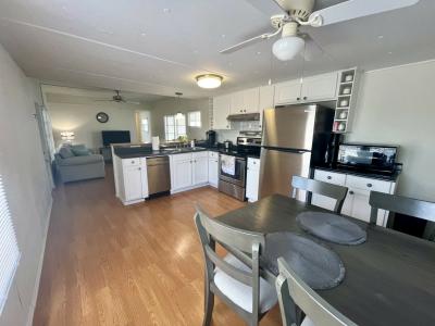 Photo 4 of 16 of home located at 2550 State Rd. 580 #0229 Clearwater, FL 33761