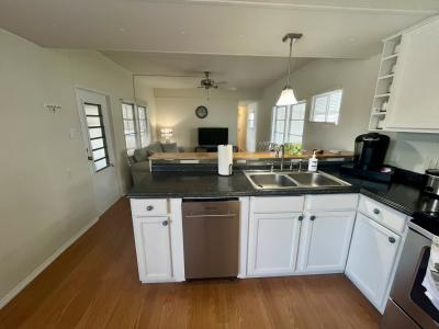 Photo 5 of 16 of home located at 2550 State Rd. 580 #0229 Clearwater, FL 33761