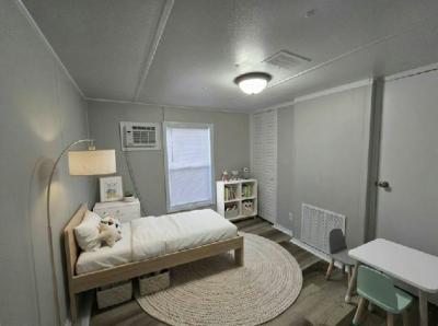 Photo 5 of 10 of home located at 4943 E. Hillsborough Ave, Lot 61 Tampa, FL 33610