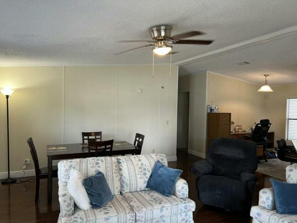 1988 CHAN HS Manufactured Home