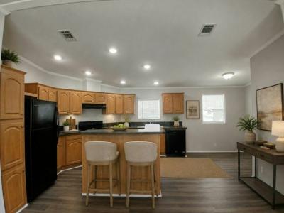 Photo 3 of 6 of home located at 7027 Greenbrier Village Drive Lakeland, FL 33810