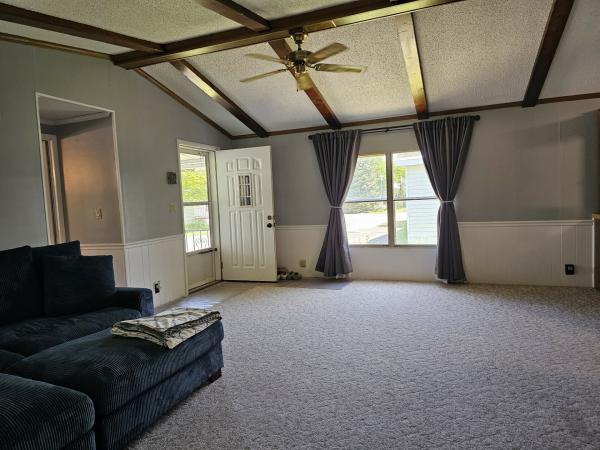 1990 Victorian 14201 Mobile Home