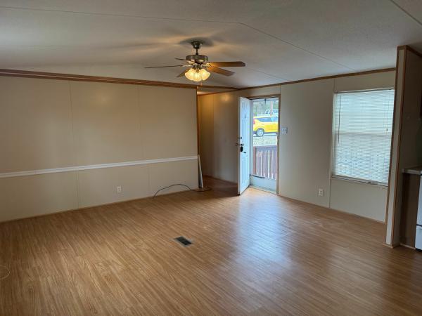 2006 Clayton Homes Inc Blue Ridge Blazer Mobile Home