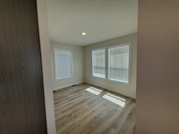 2025 Clayton 81TMP28563B (W/Porch) Mobile Home