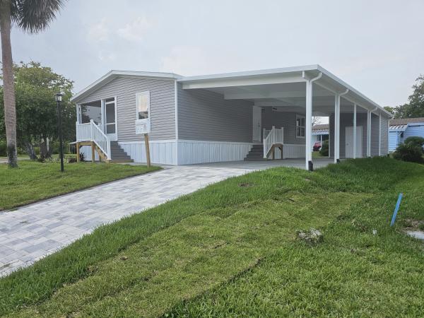 2025 SKYLINE/CHAMPION HOMES K1 2852H32G11 Mobile Home
