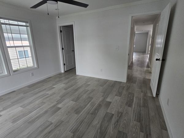 2025 SKYLINE/CHAMPION HOMES K1 2852H32G11 Mobile Home