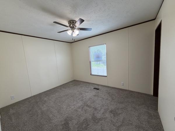 2012 Clayton 38SUN28523BH12 Mobile Home