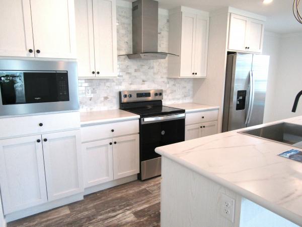 2026 SKYLINE K1 2852H32G11 Mobile Home