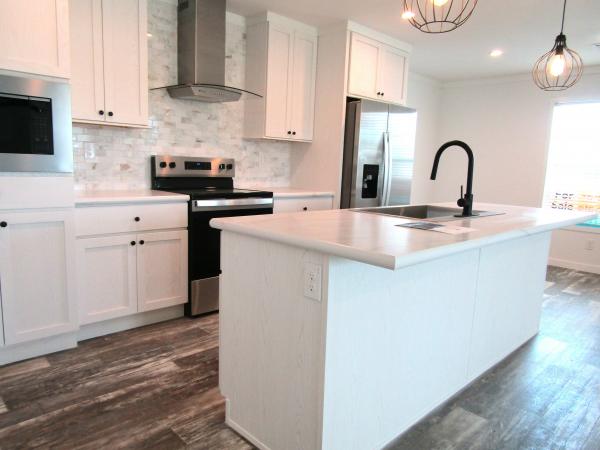 2026 SKYLINE K1 2852H32G11 Mobile Home