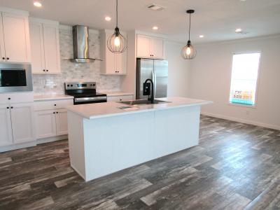 Photo 5 of 25 of home located at 58 Jima Court Lot 0399 Fort Myers, FL 33908