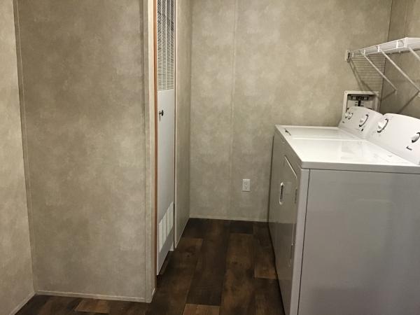 2018 FAIRMONT 430HH28523I Mobile Home