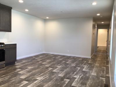 Photo 5 of 6 of home located at 5001 South Ave Lot 182 Toledo, OH 43615