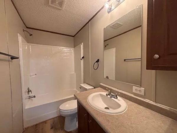 2017 1680-32L  Home