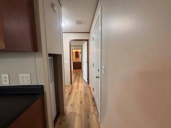 2017 1680-32L  Home