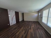 2017 LH168032AF  Home