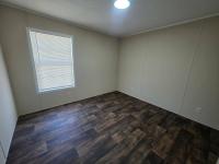 2017 LH168032AF  Home