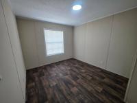2017 LH168032AF  Home