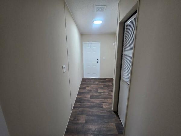 2017 LH168032AF  Home