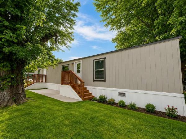 Photo 1 of 2 of home located at 272 Emerson Bypass Road, #A4 Russellville, KY 42276