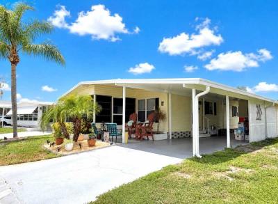 Mobile Home at 7416 Sandcastle Dr. Ellenton, FL 34222