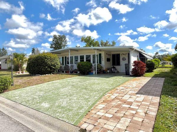 1980  Mobile Home For Sale